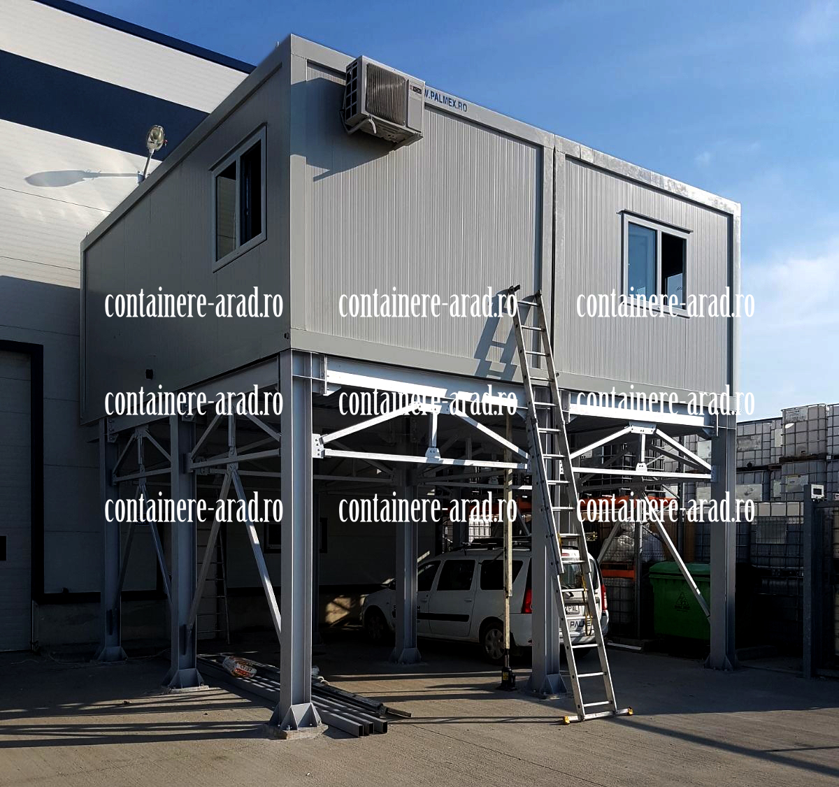 pret container metalic Arad